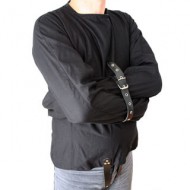 כותונת כפייה BDSM – איפוק מלא לפלג הגוף העליון